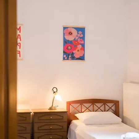Hestia Apartment *